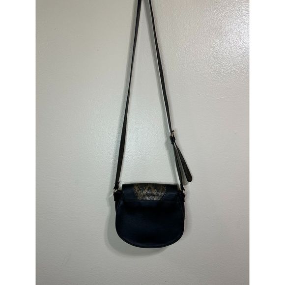 Neiman Marcus Crossbody Black and Gold Embossed Snakeskin Design Saddlebag Purse - Picture 6 of 8